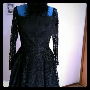 Nancy Johnson Vintage blk beaded lace dress